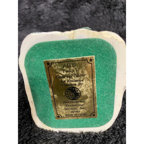 Americana Collection Train Station (AH21) & General Store (AH22) - Picture 6 of 7